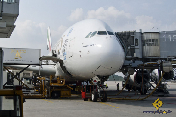Airbus A380-861