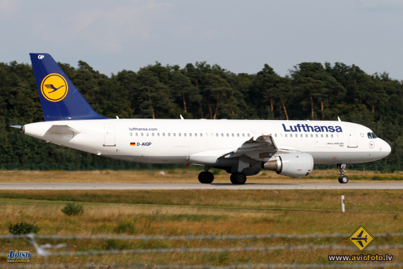 Airbus A320-211
