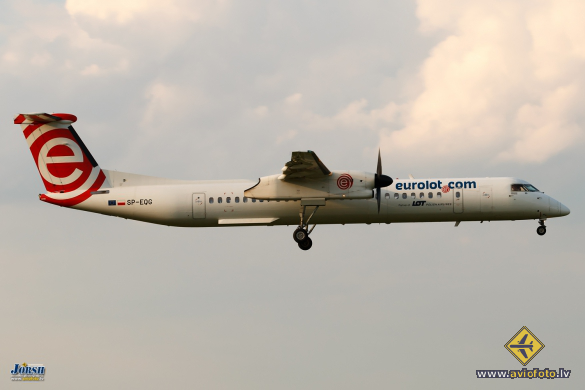 Bombardier DHC-8-402 Q400