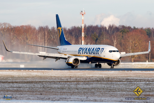 Boeing 737-8AS