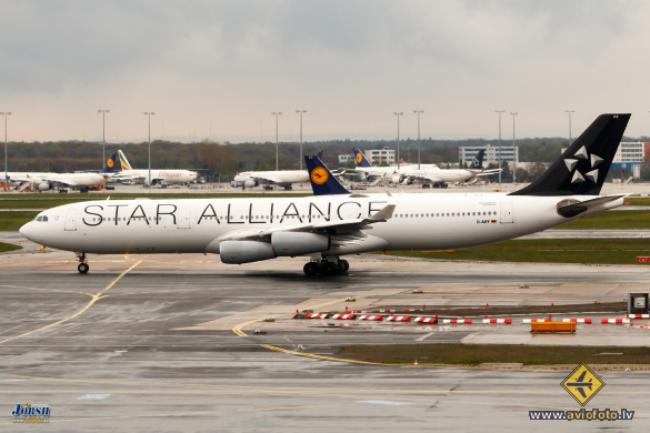 Airbus A340-313