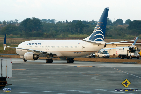 Boeing 737-8V3