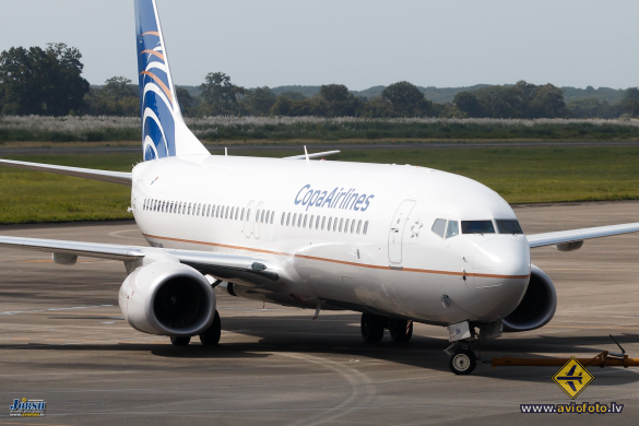 Boeing 737-8V3
