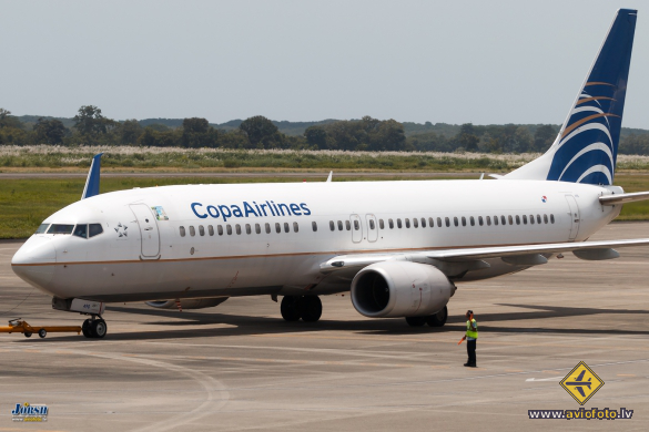 Boeing 737-8V3