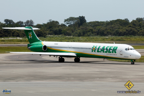 McDonnell Douglas MD-82 (DC-9-82)