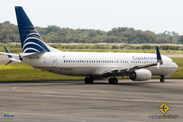 Boeing 737-8V3