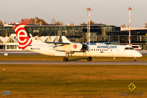Bombardier DHC-8-402 Q400