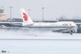 Boeing 747-4J6
