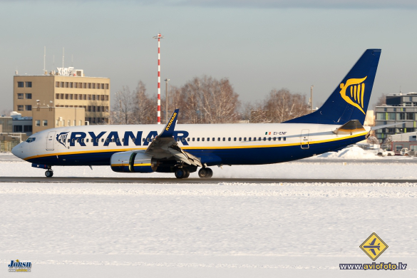 Boeing 737-8AS