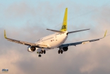 Boeing 737-33V