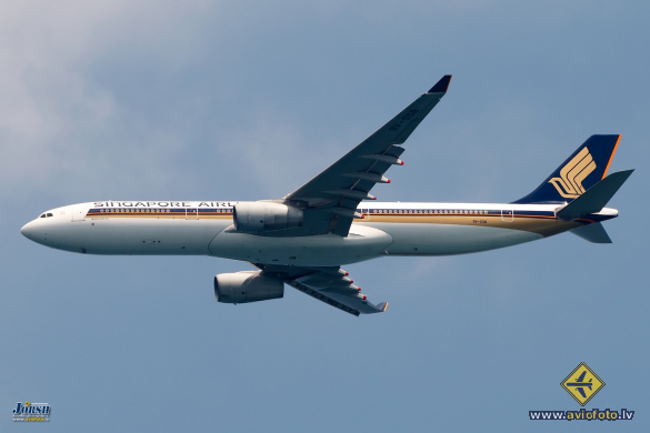 Airbus A330-343