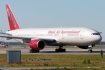 Boeing 777-2U8/ER
