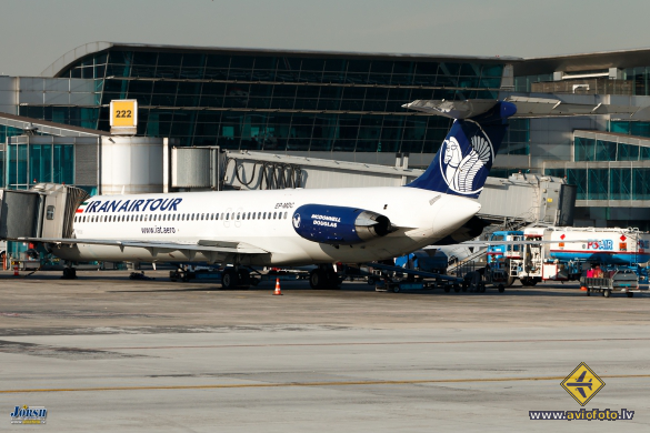 McDonnell Douglas MD-82 (DC-9-82)