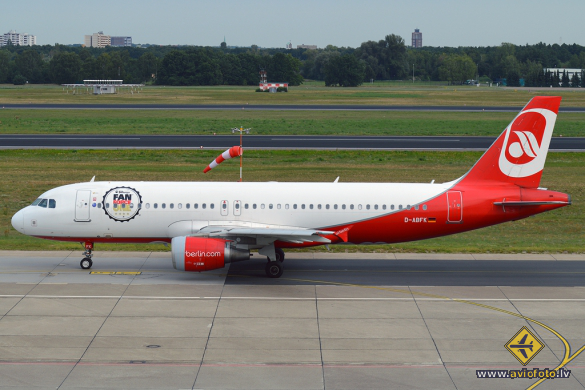 Airbus A320-214