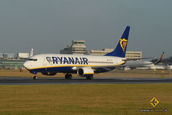 Boeing 737-8AS