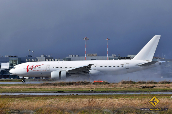 Boeing 777-212/ER