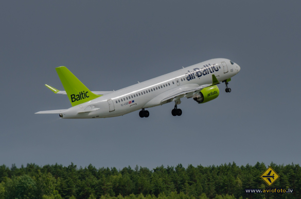 Bombardier CSeries CS300 (BD-500-1A11)