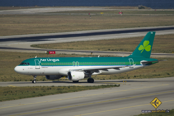 Airbus A320-214