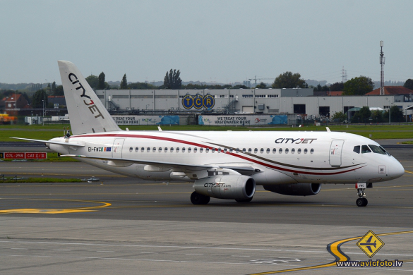 Sukhoi SSJ-100-95B Superjet 100 (RRJ-95B)