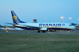 Boeing 737-8AS