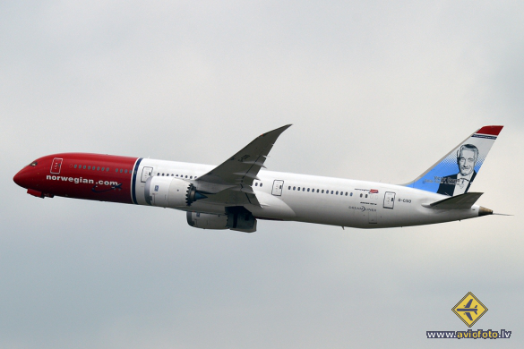 Boeing 787-9 Dreamliner