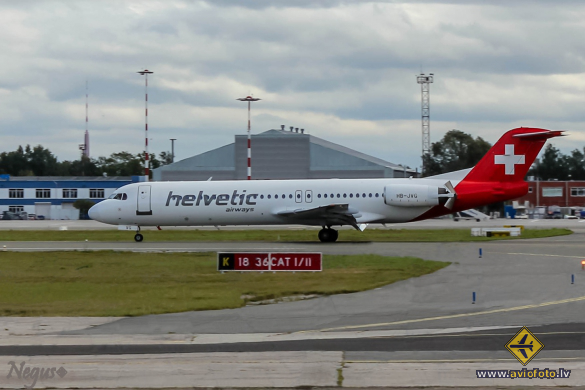 Fokker 100 (F-28-0100)