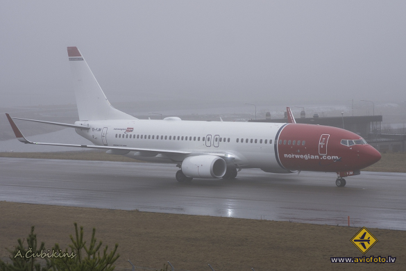 Boeing 737-8JP