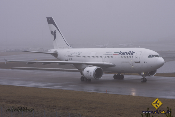 Airbus A310-304