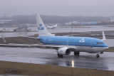 Boeing 737-7K2