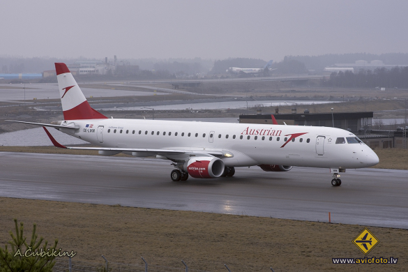 Embraer 195LR (ERJ-190-200LR)