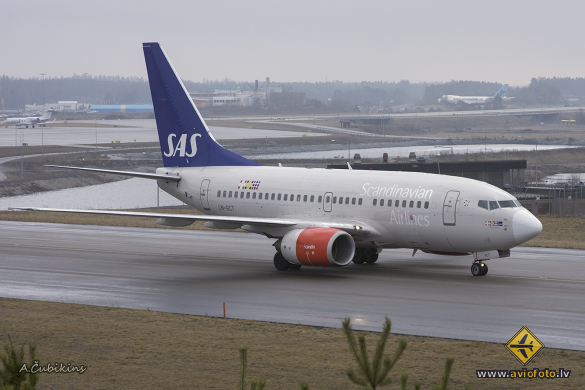 Boeing 737-683