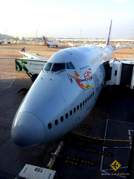 Boeing 747-443