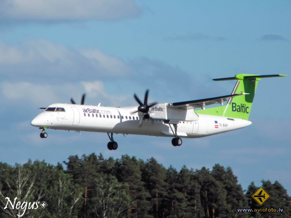 Bombardier DHC-8-402 Q400