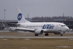 Boeing 737-524