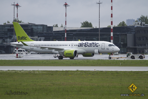Bombardier CSeries CS300 (BD-500-1A11)