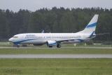 Boeing 737-85N