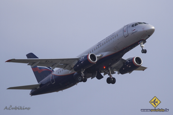 Sukhoi SSJ-100-95B Superjet 100 (RRJ-95B)