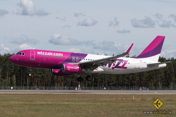 Airbus A320-232