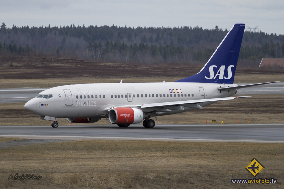 Boeing 737-683