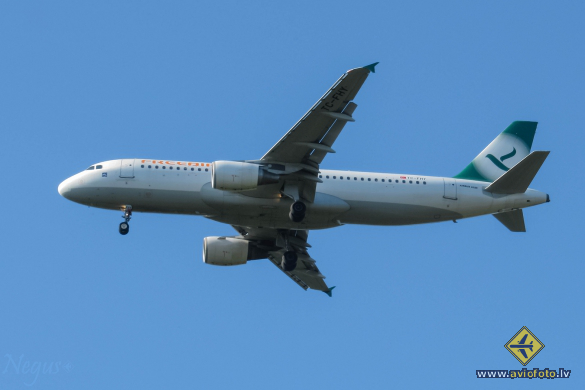 Airbus A320-214