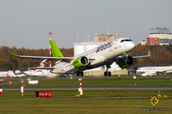 Bombardier CSeries CS300 (BD-500-1A11)