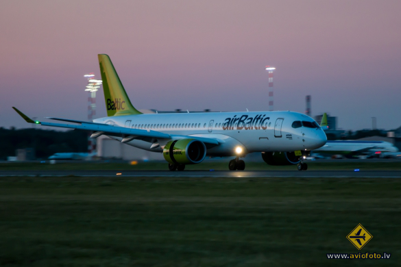 Bombardier CSeries CS300 (BD-500-1A11)