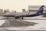 Airbus A320-214