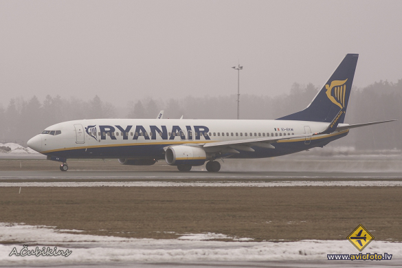 Boeing 737-8AS