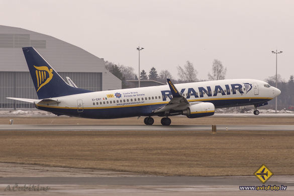 Boeing 737-8AS
