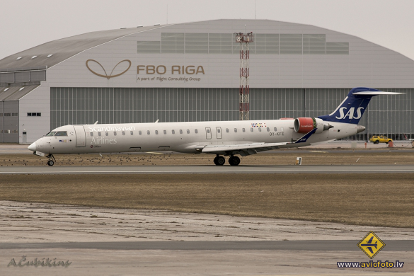 Bombardier CRJ-900ER (CL-600-2D24)