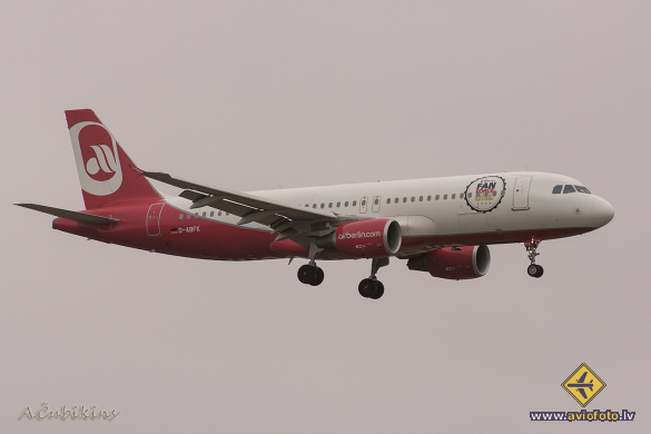 Airbus A320-214