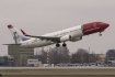 Boeing 737-86N