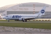 Boeing 737-524