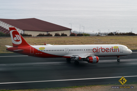 Airbus A321-211